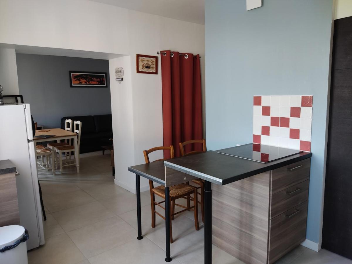 La Hutiere Pres D'ancenis Holiday home Lire