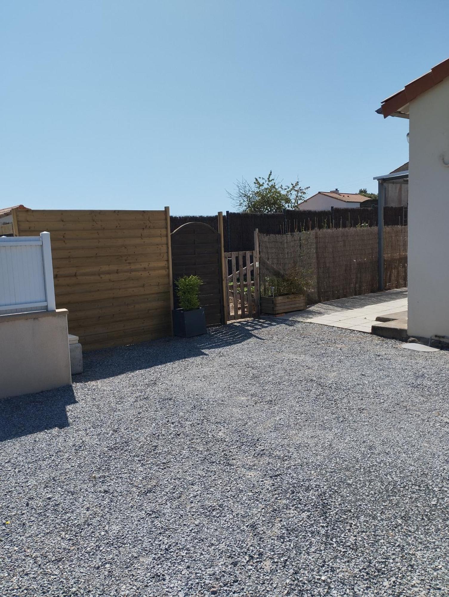 La Hutiere Pres D'ancenis Holiday home Lire
